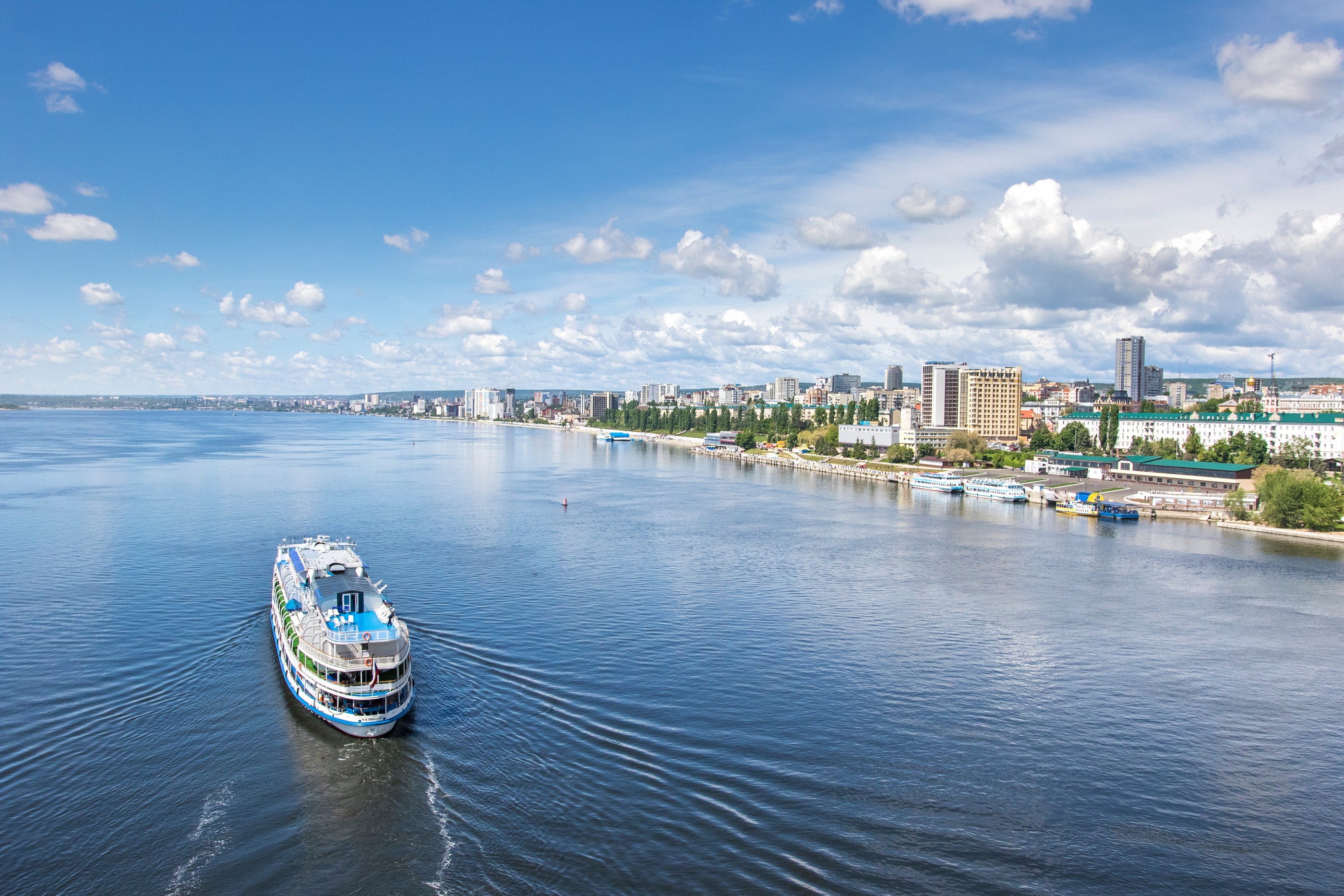 Волжская гэс жигулевск. Города в которых есть волга. Река волга в чувашии. Города в которых есть волга. Панорама саратова с волги.